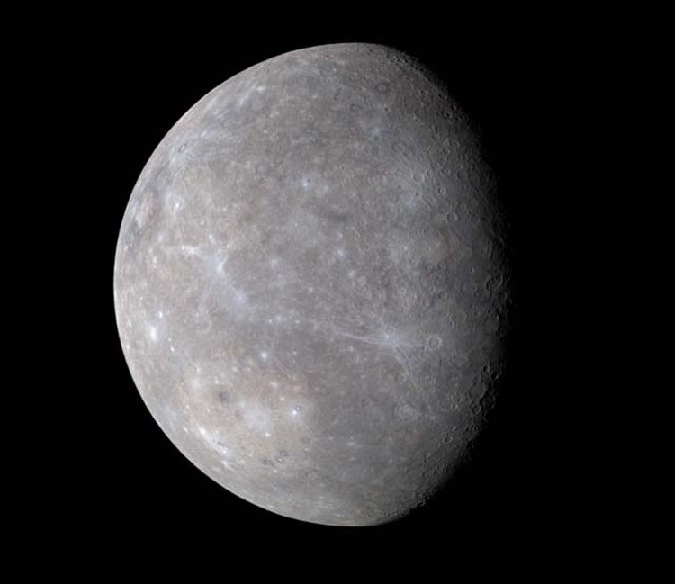 Цветной снимок Меркурия, с космического аппарата MESSENGER