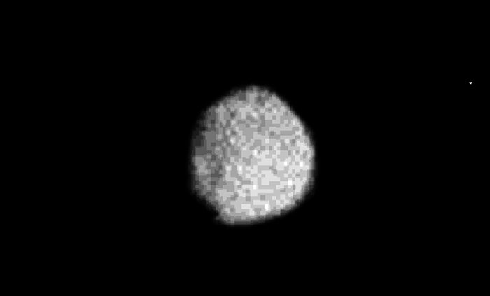 Пак спутник Урана