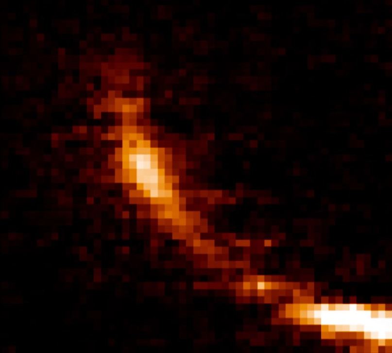 Газовое облако разорваное черной дырой в центре Млечного Пути