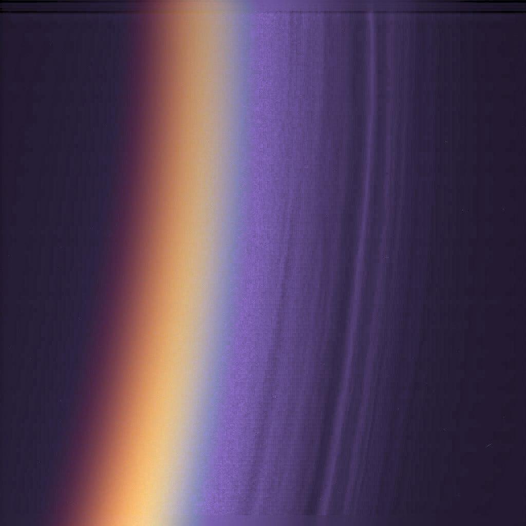 Ультрафиолетовый снимок атмосферы Титана