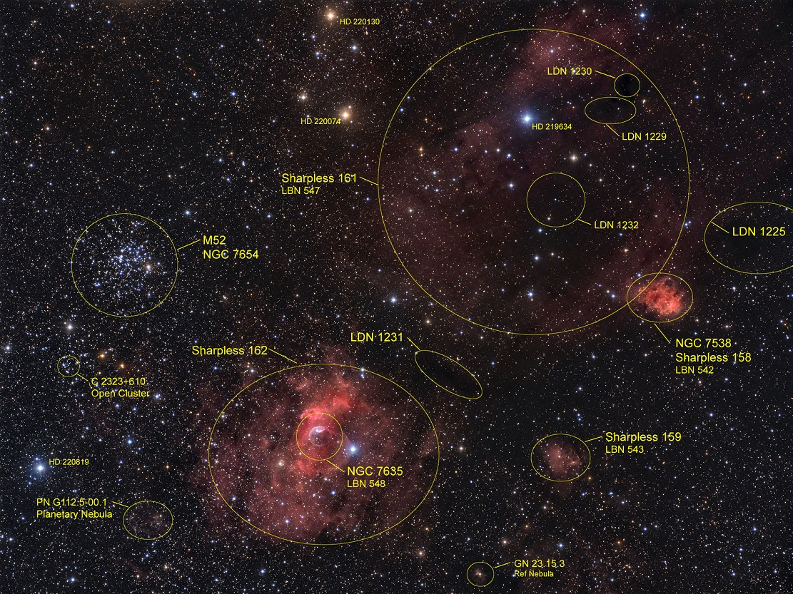 Ближайшие к скоплению M52 интересные объекты