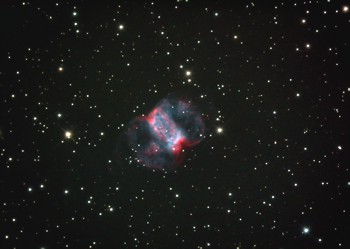 Туманность Маленькая Гантель M76