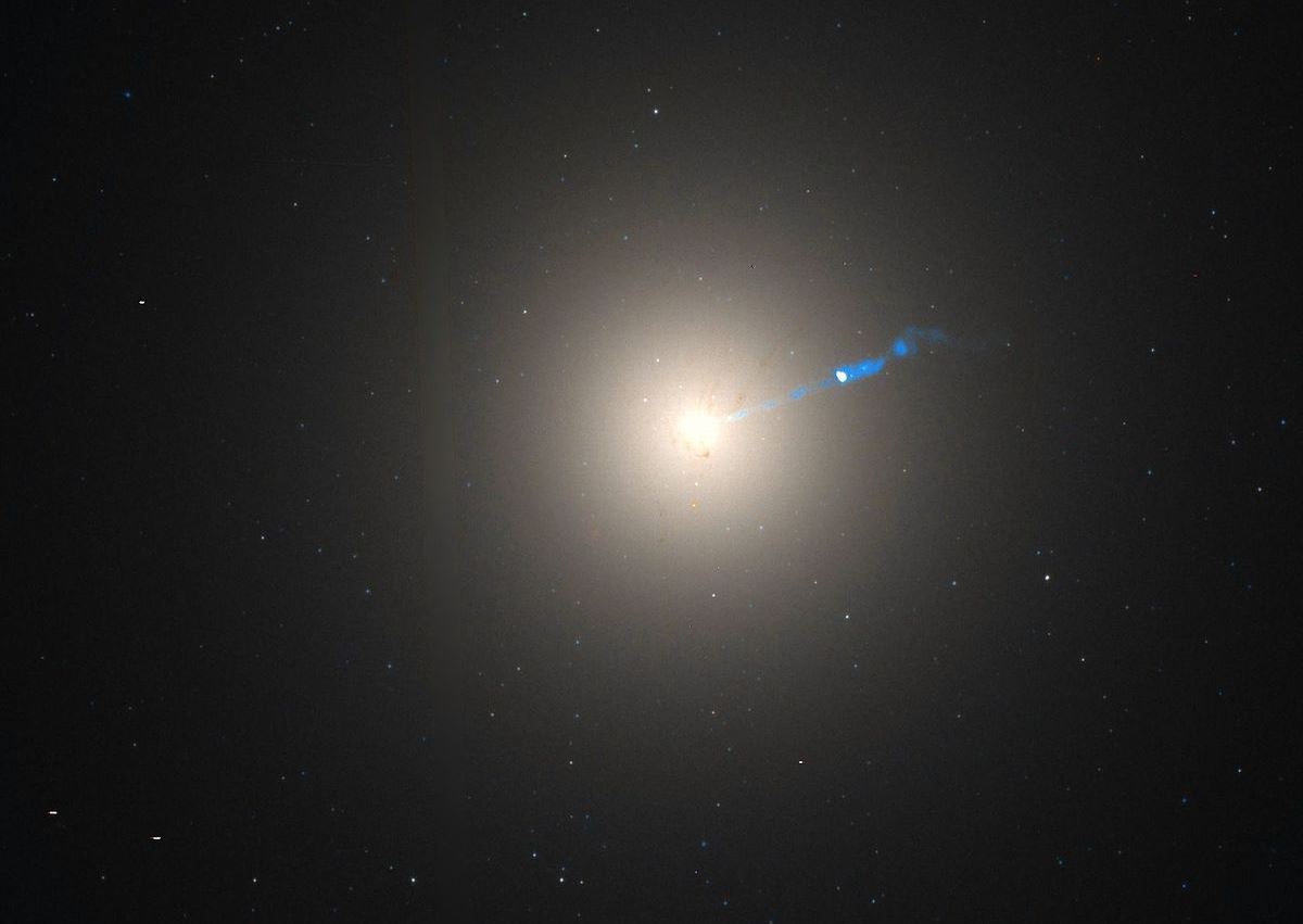 Галактика M87