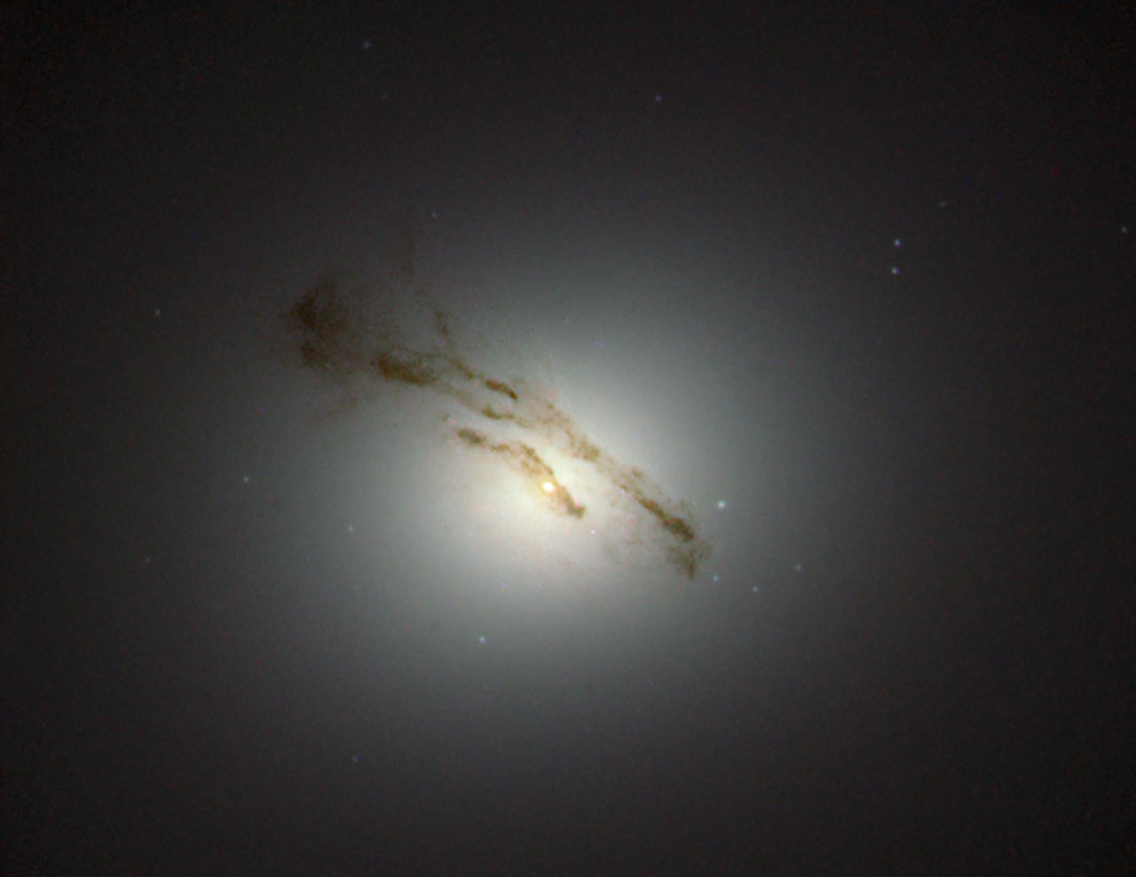 Галактика M84
