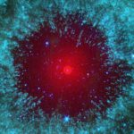 Снимки “cometary knots” в планетарной туманности “Улитка” с помощью телескопа “Хаббл”